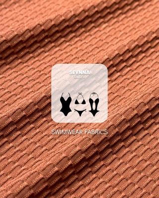 প্রিমিয়াম টেক্সচার্ড সাঁতারের পোশাকের কাপড়, ১৩০ সেমি প্রস্থ, ২৫০ জিএসএম ওজন এবং পুনর্ব্যবহৃত নাইলন উপাদান, যা উচ্চ কার্যকারিতার সাঁতারের পোশাকের জন্য উপযুক্ত