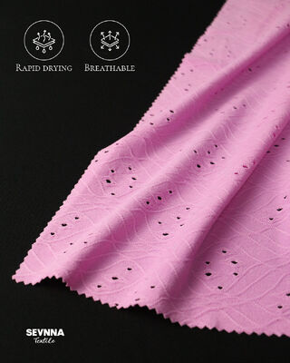 পরিবেশ সচেতন টেকসই ফ্যাশন ব্র্যান্ডগুলির জন্য ডিজাইন করা ইকো-সচেতন পুনর্ব্যবহৃত পলিয়েস্টার ফ্যাব্রিক যা পরিবেশগত দায়িত্বের উপর জোর দেয়