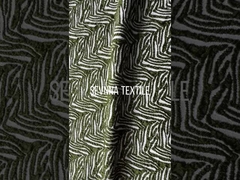 আপনার টেকসই সাঁতারের পোশাক সংগ্রহের জন্য নিখুঁত ইকো-বন্ধুত্বপূর্ণ সাঁতারের পোশাকের কাপড় খুঁজুন